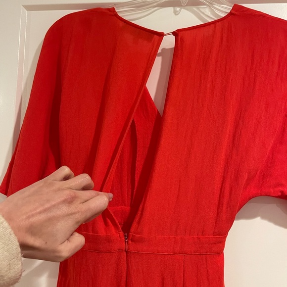Lulu’s Red Coral Wide Leg Jumpsuit - Picture 4 of 6
